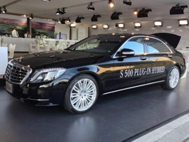 Объявлена цена нового седана Mercedes-Benz S500 Plug-In Hybrid Объявлена цена нового седана Mercedes-Benz S500 Plug-In Hybrid