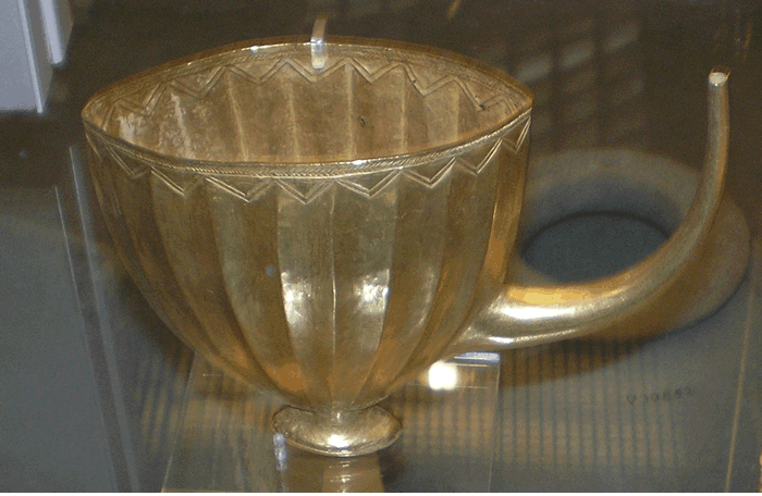 Puabi gold vase.gif